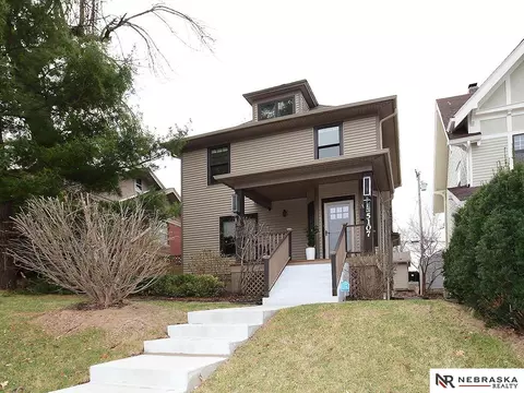 5107 Underwood Ave, Omaha, NE 68132