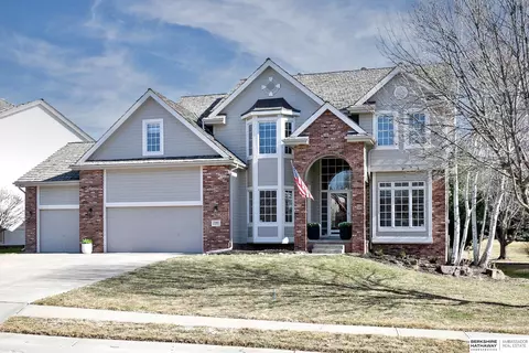 2442 S 186th Cir, Omaha, NE 68130