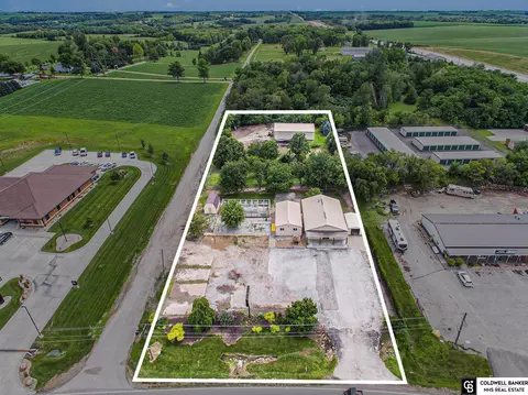113 Rock Bluff Rd, Plattsmouth, NE 68048