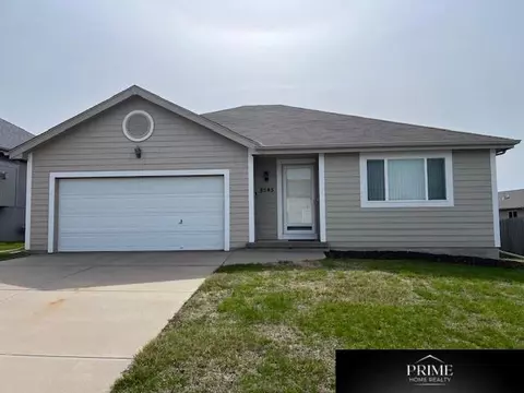 8545 Sheffield St, Omaha, NE 68122