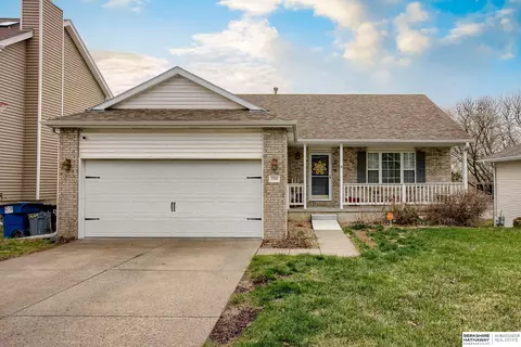 7100 S 32 St, Lincoln, NE 68516