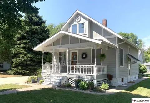 1040 E 10th St, Fremont, NE 68025