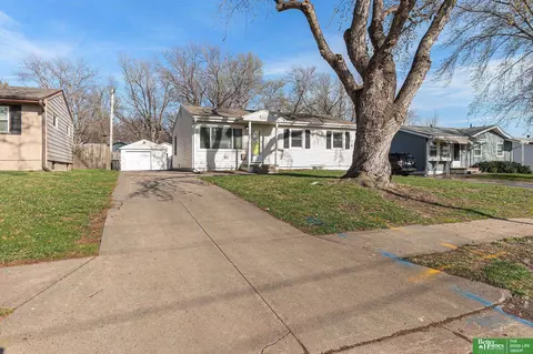 3617 S 78th St, Omaha, NE 68124