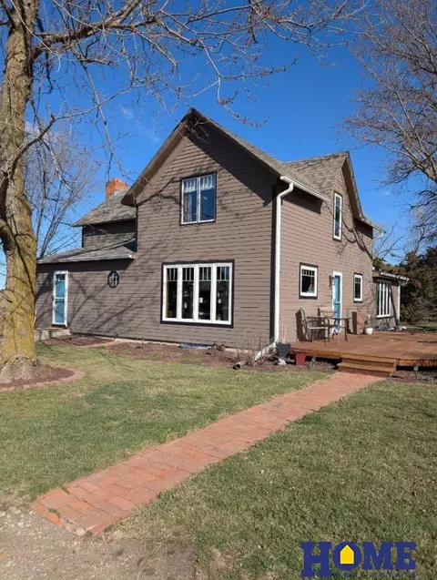 918 Road C Rd, Henderson, NE 68371