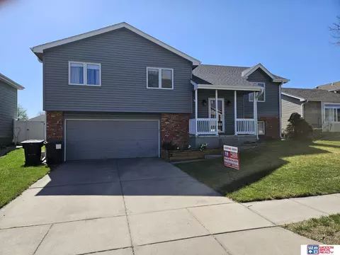 435 W Dilin St, Lincoln, NE 68521