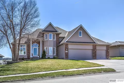6615 N 159 St, Omaha, NE 68116