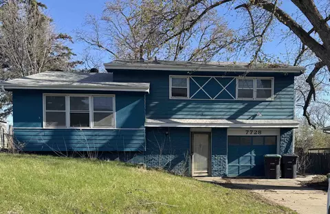 7728 Nebraska Ave, Omaha, NE 68134