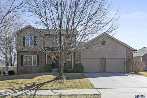 2311 Grainger Pkwy, Lincoln, NE 68512
