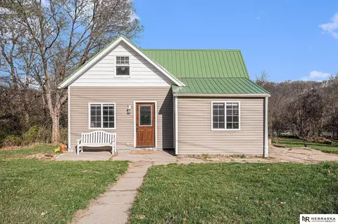 2117 Lincoln Ave, Plattsmouth, NE 68048