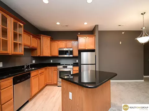 3310 N 147 Ct #2111, Omaha, NE 68116