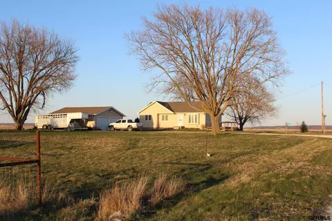 1107 York Rd, Missouri Valley, IA 51555