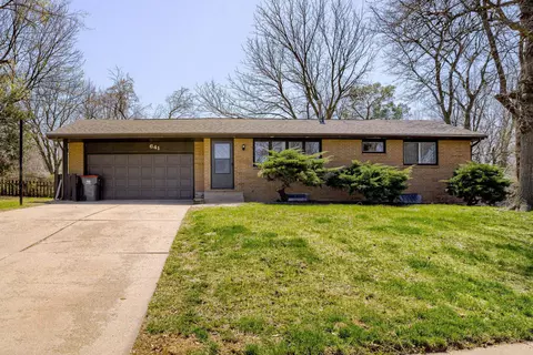 641 Pow Wow Cir, Lincoln, NE 68520