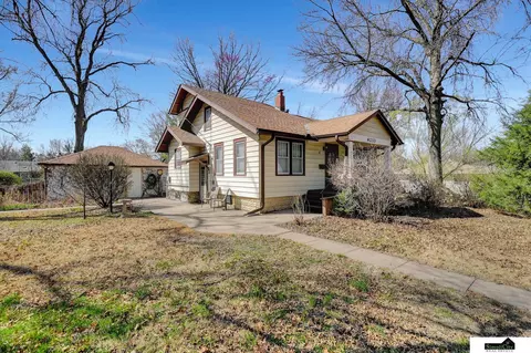 4233 Orchard St, Lincoln, NE 68503