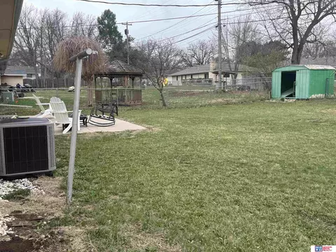 Exterior - 1723 N 13th St, Beatrice, NE 68310 photo 1 of 4