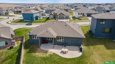 960 Elm Cir, Springfield, NE 68059 photo 7