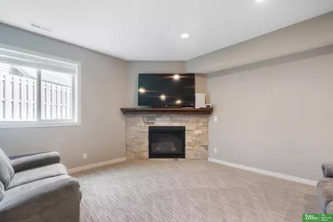960 Elm Cir, Springfield, NE 68059 photo 40