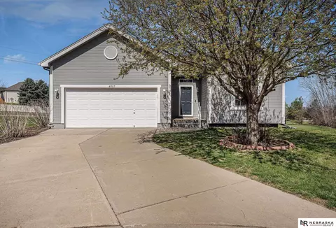 4807 S 190th Cir, Omaha, NE 68135