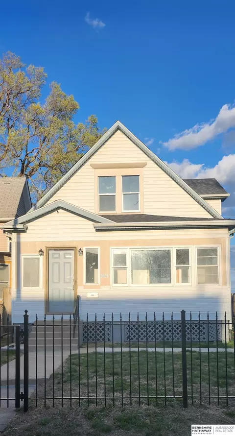 2025 Florence Blvd, Omaha, NE 68110