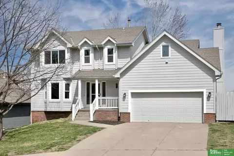 10414 Newport Ave, Omaha, NE 68122