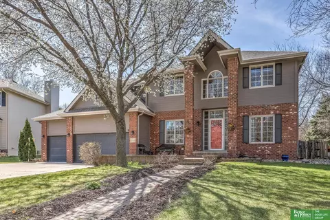 17631 S St, Omaha, NE 68135