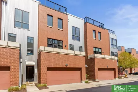 1214 Marcy Plz, Omaha, NE 68108
