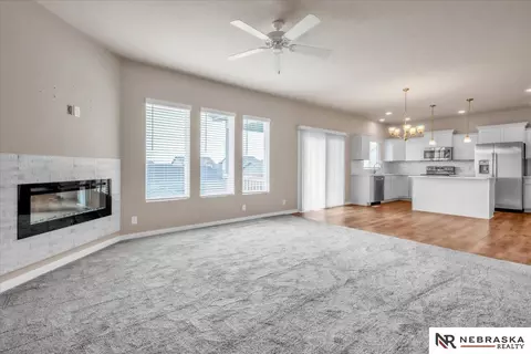 16615 Read St, Bennington, NE 68007 photo 6