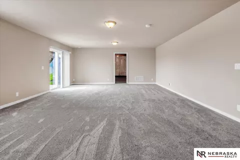 16615 Read St, Bennington, NE 68007 photo 28