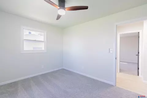 1716 Pleasant View Ave, Beatrice, NE 68310 photo 25