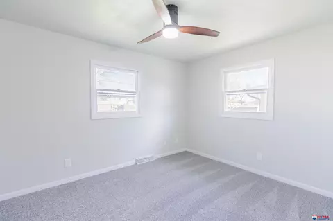 1716 Pleasant View Ave, Beatrice, NE 68310 photo 24