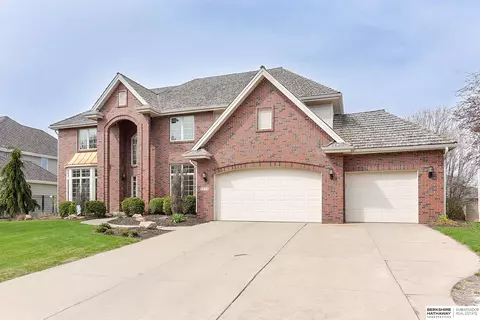 3014 N 161st Ter, Omaha, NE 68116