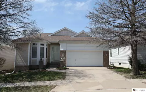 1714 S 173rd Plz, Omaha, NE 68130