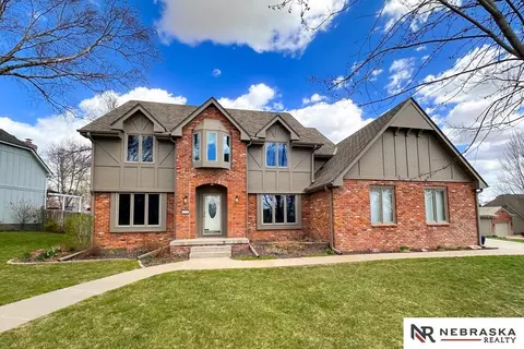 3535 S 163rd St, Omaha, NE 68130