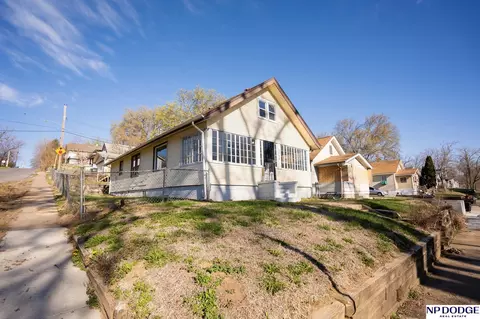 3502 N 44th Ave, Omaha, NE 68111