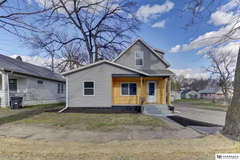 3517 N 40th St, Omaha, NE 68111