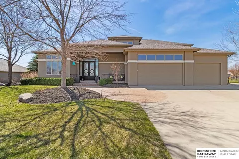 8220 N 279th St, Valley, NE 68064