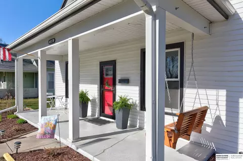 2548 N 60th Ave, Omaha, NE 68104