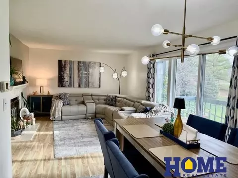 7101 South St #4, Lincoln, NE 68506