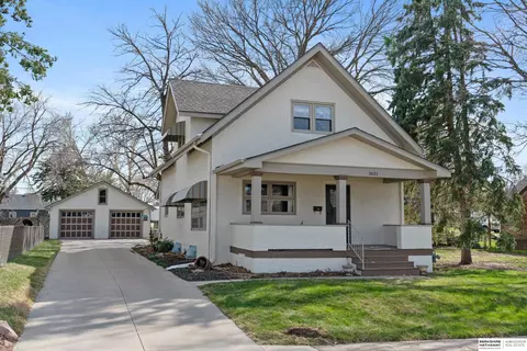 3631 Monroe St, Omaha, NE 68107