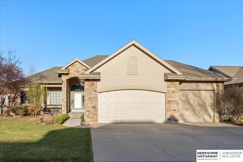 658 S 197 St, Omaha, NE 68022