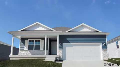 5512 N 188 St, Elkhorn, NE 68022