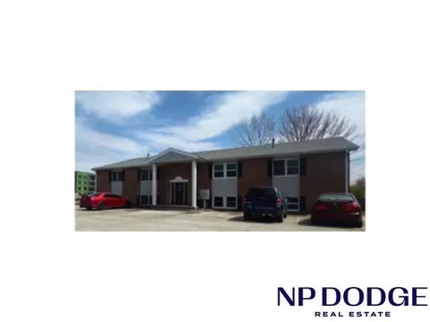3329 2 Ave, Council Bluffs, IA 51501