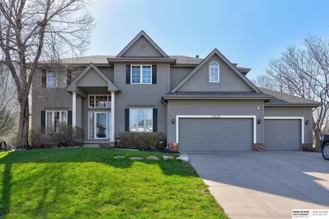 6238 N 155th Ave, Omaha, NE 68116