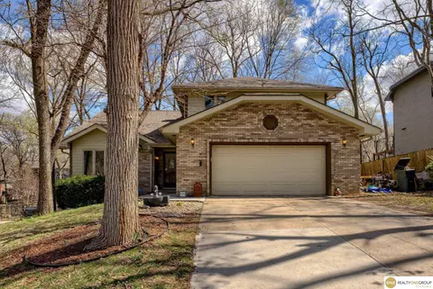 11909 Jake Cir, Bellevue, NE 68133