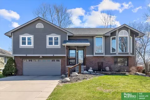 1709 N 159 St, Omaha, NE 68118