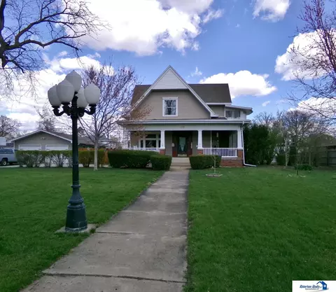 1520 Grant St, Beatrice, NE 68310 photo 3