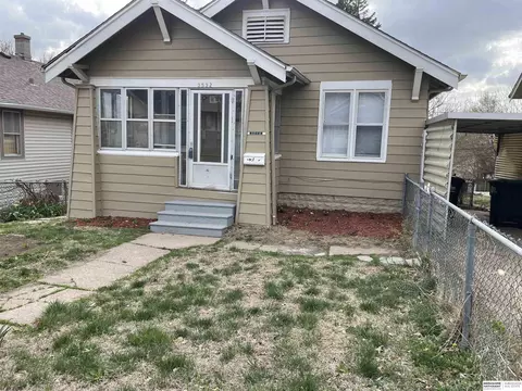3532 N 59th St, Omaha, NE 68110