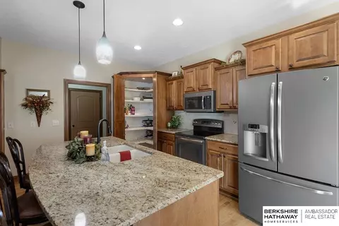 3455 Kummer Dr, Columbus, NE 68601