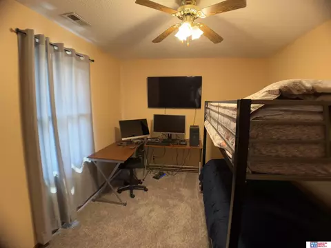 Bedroom - 113 Regency Dr, Beatrice, NE 68310 photo 4 of 5