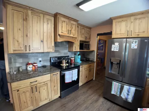 Kitchen - 113 Regency Dr, Beatrice, NE 68310 photo 3 of 3