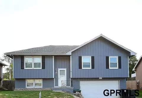 2409 N 112th St, Omaha, NE 68164